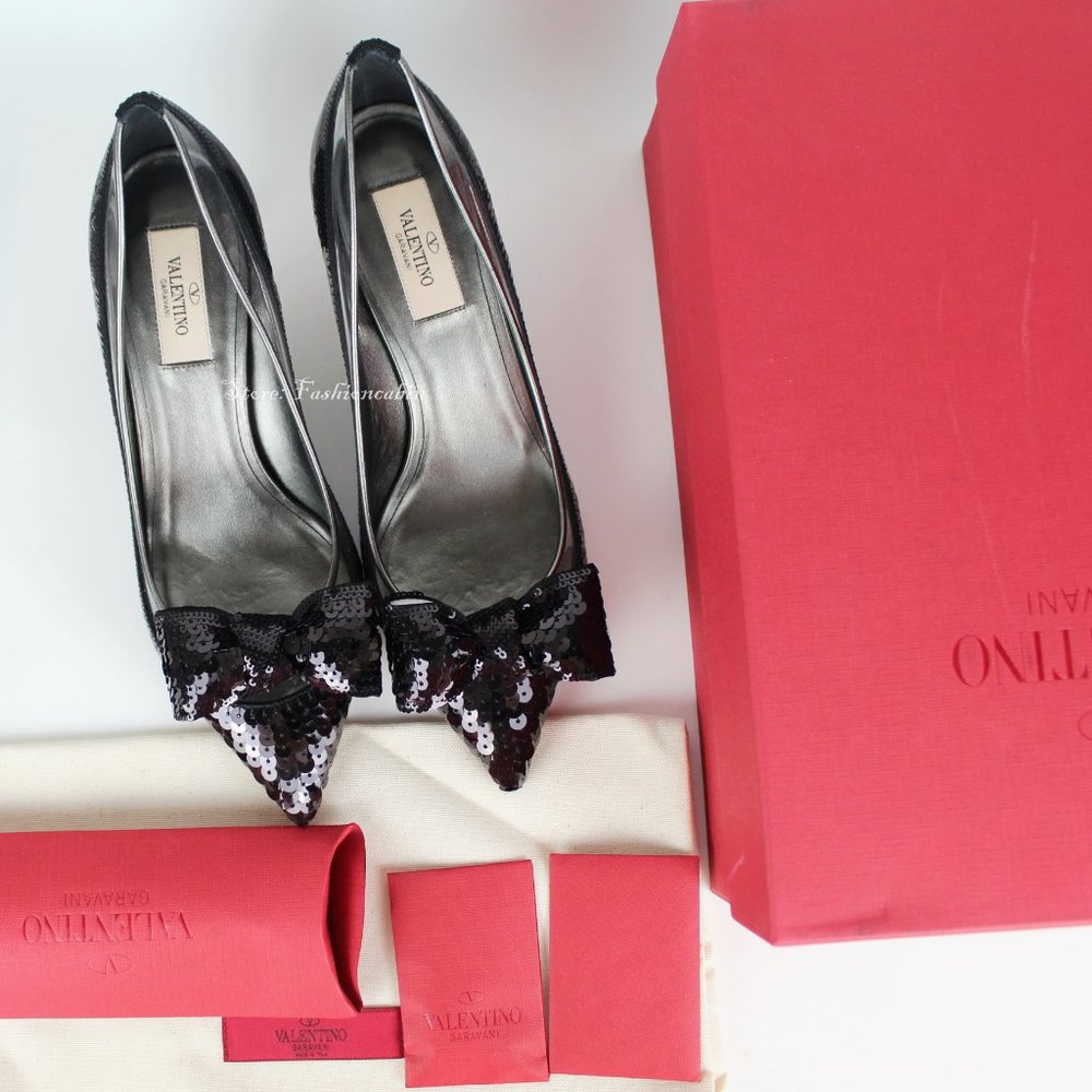 VALENTINO GARAVANI Black Sequin Leather Pumps EU 39 RUNWAY Removable Dollybow